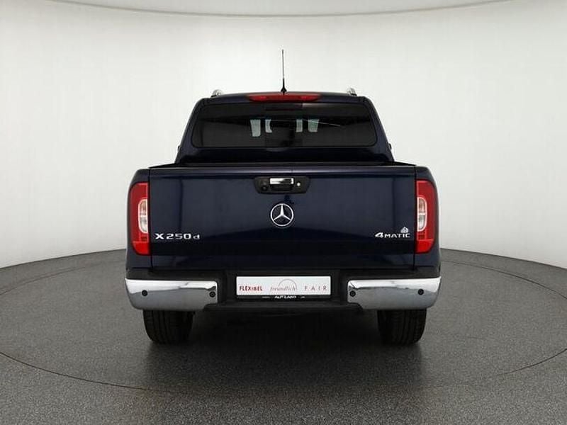Second-hand Mercedes X250 Edition 190 CP (139 kW) 2019 Albastru Pickup