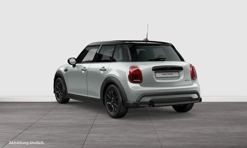 Gebraucht Mini Cooper Premium Plus 136 PS (100 kW) 2022 Silber Kleinwagen