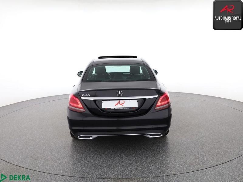 Gebraucht Mercedes C180 Avantgarde 156 PS (114 kW) 2019 Obsidianschwarz Limousine
