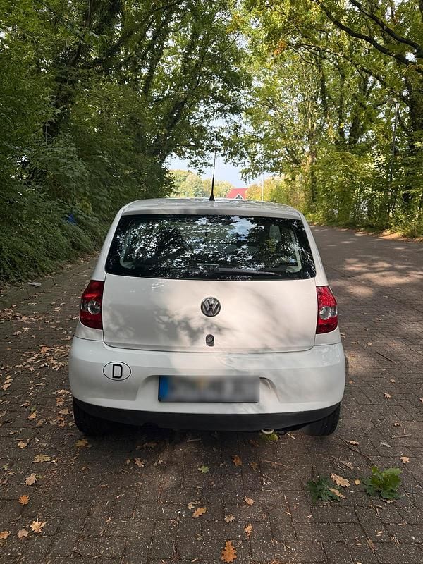 Gebraucht VW Fox 55 PS (40 kW) 2009 Weiß Kleinwagen