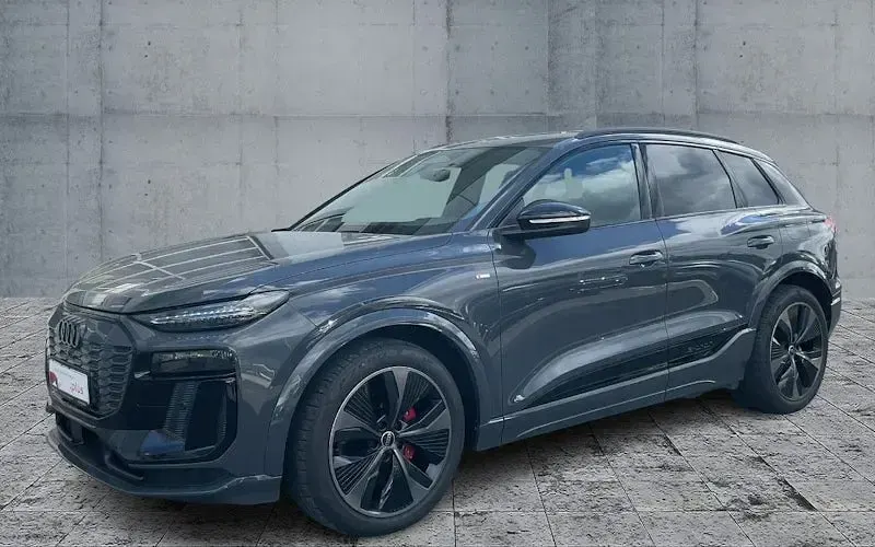 Gebraucht Audi Q6 e-tron Edition .1 285 kW (388 PS) 2025 Magnetgrau SUV