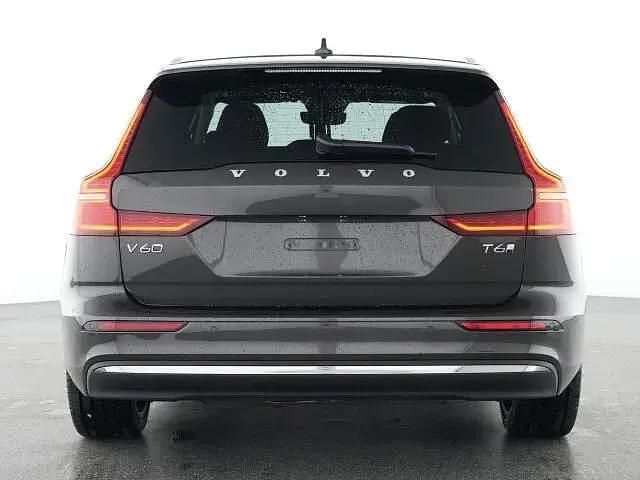 Gebraucht Volvo V60 Ultra 253 PS (186 kW) 2025 Grau Kombi