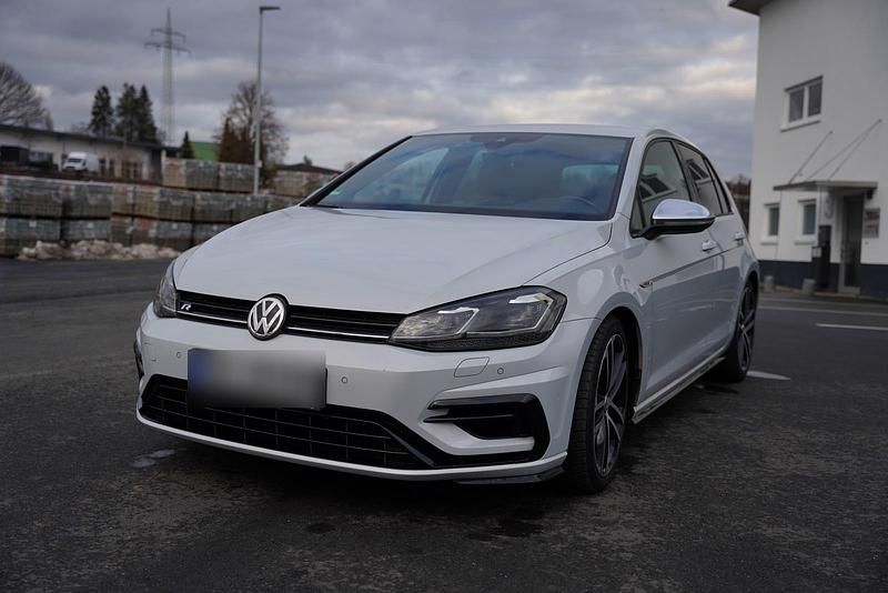 Używany VW Golf VII 310 KM (228 kW) 2017 Biały Hatchback