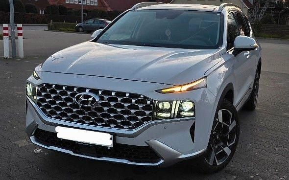 Weiß Gebraucht 2021 Hyundai Santa Fe Prime SUV | 31.200 € (Guter Preis) - Bild 1/4
