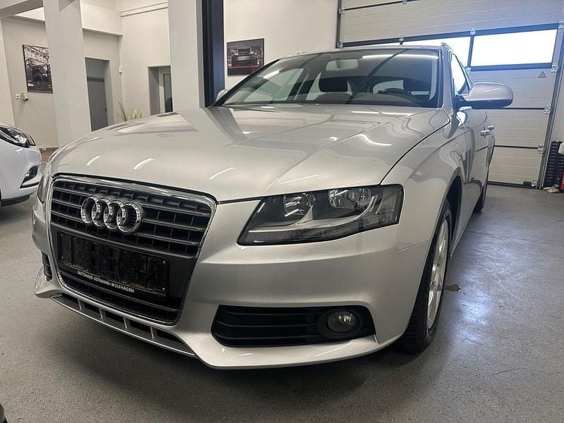 Gebraucht Audi A4 Attraction 120 PS (88 kW) 2011 Silber Kombi