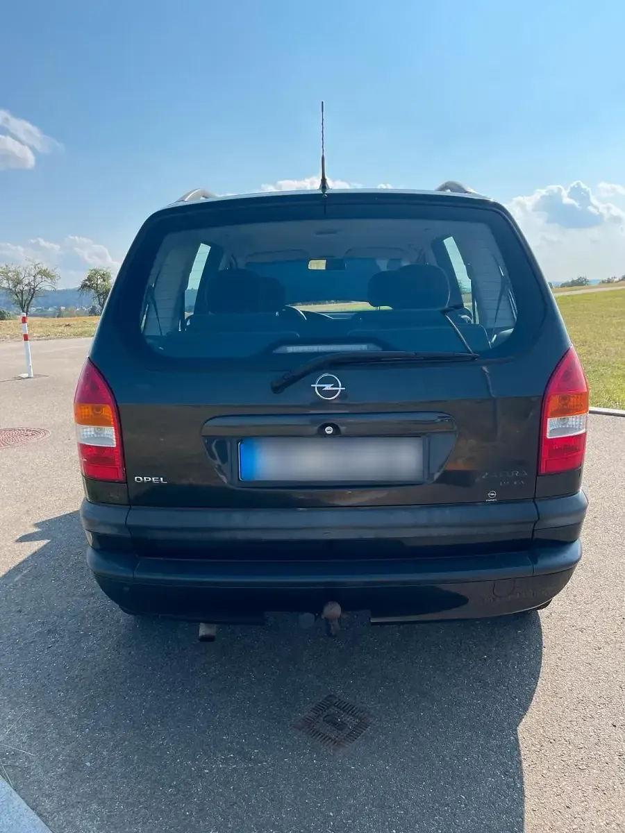 Gebraucht Opel Zafira 116 PS (85 kW) 1999 Schwarz Van / Kleinbus