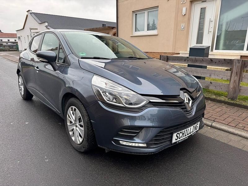 Gebraucht Renault Clio IV 73 PS (53 kW) 2016 Grau Kleinwagen