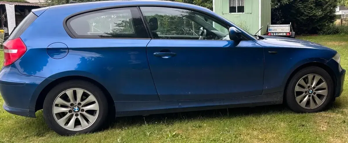 Gebraucht BMW 116 122 PS (89 kW) 2009 Blau Kleinwagen