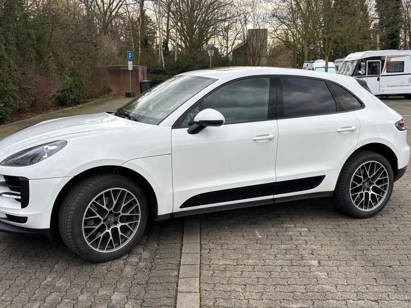 Weiß Gebraucht 2019 Porsche Macan SUV | 43.999 € (Fairer Preis) - Bild 1/4