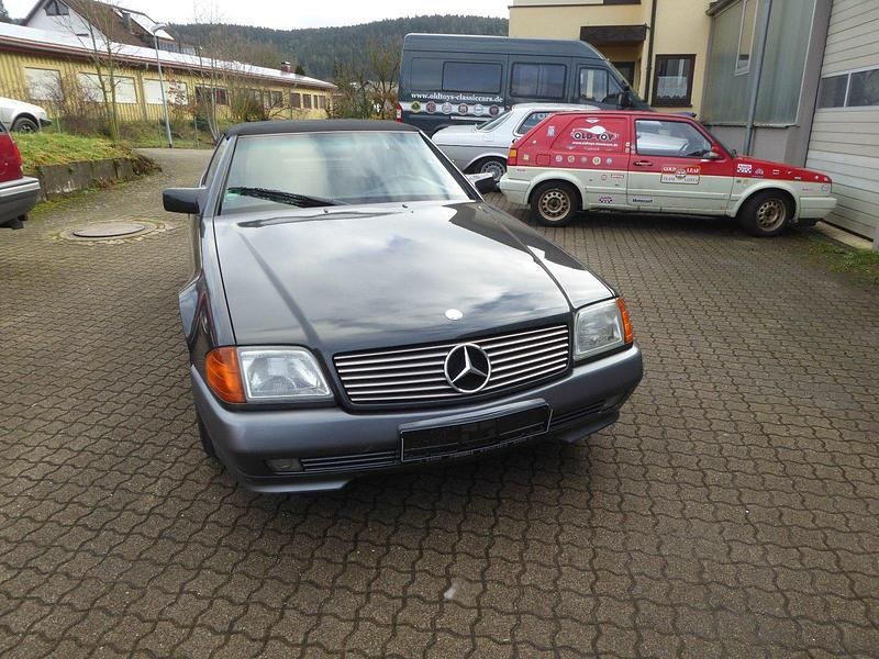 Gebraucht Mercedes SL300 190 PS (139 kW) 1992 Grau Cabrio