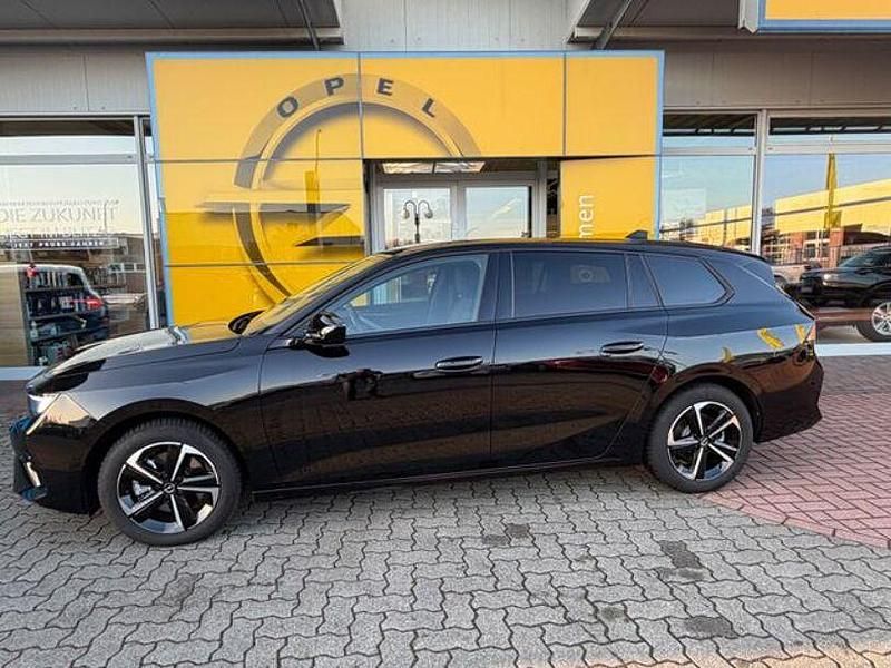 Gebraucht Opel Astra 131 PS (96 kW) 2024 Schwarz Kombi