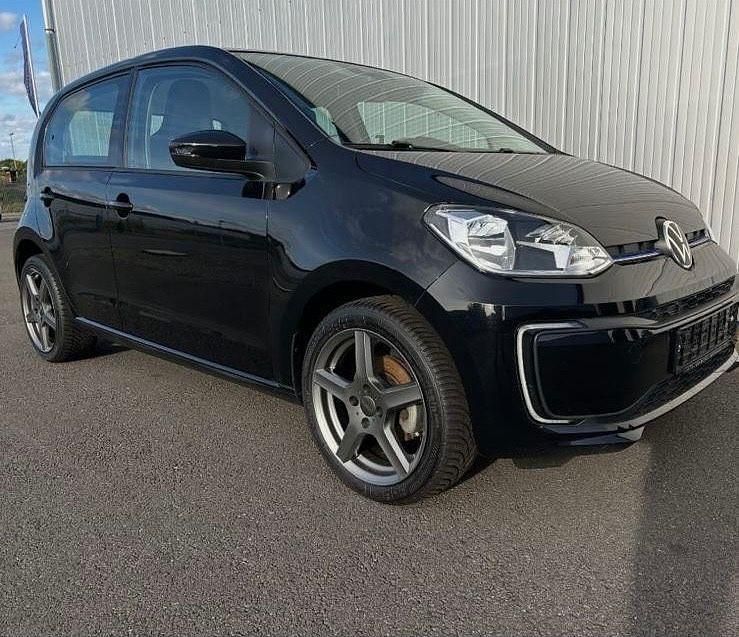 Schwarz Gebraucht 2021 VW e-up! Kleinwagen | 12.390 € (Guter Preis) - Bild 1/4