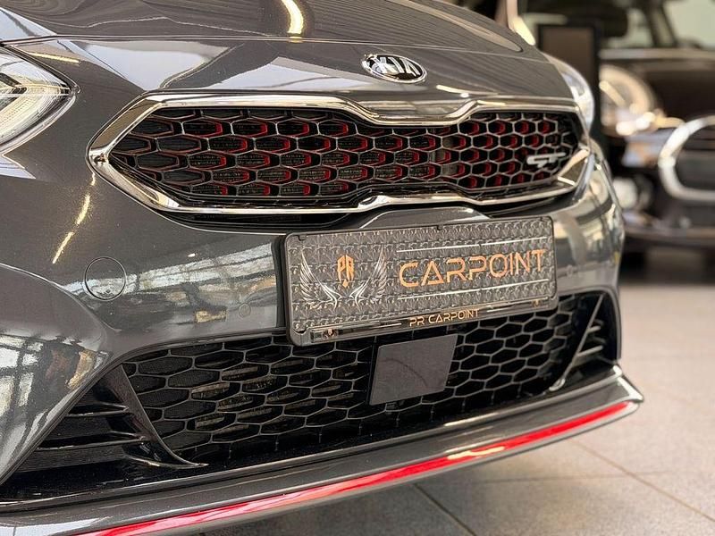 Gebraucht Kia ProCeed GT GT 204 PS (150 kW) 2019 Schwarz Kleinwagen