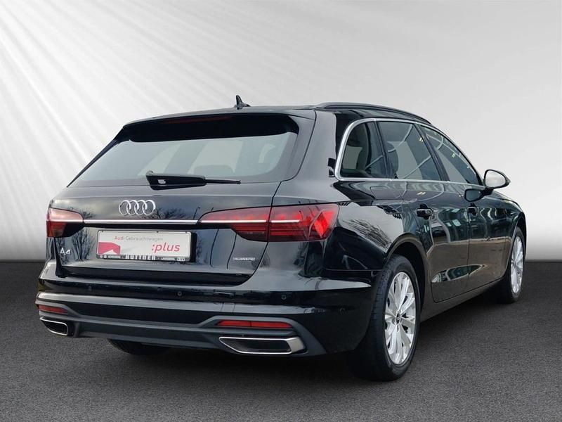 Gebraucht Audi A4 Ambiente 204 PS (150 kW) 2022 Brillantschwarz Kombi