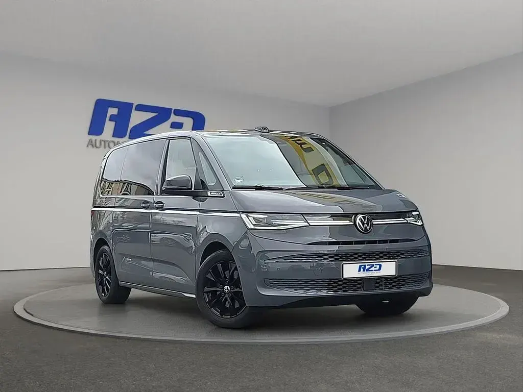 Gebraucht VW Multivan R 204 PS (150 kW) 2024 Pure grey Van / Kleinbus