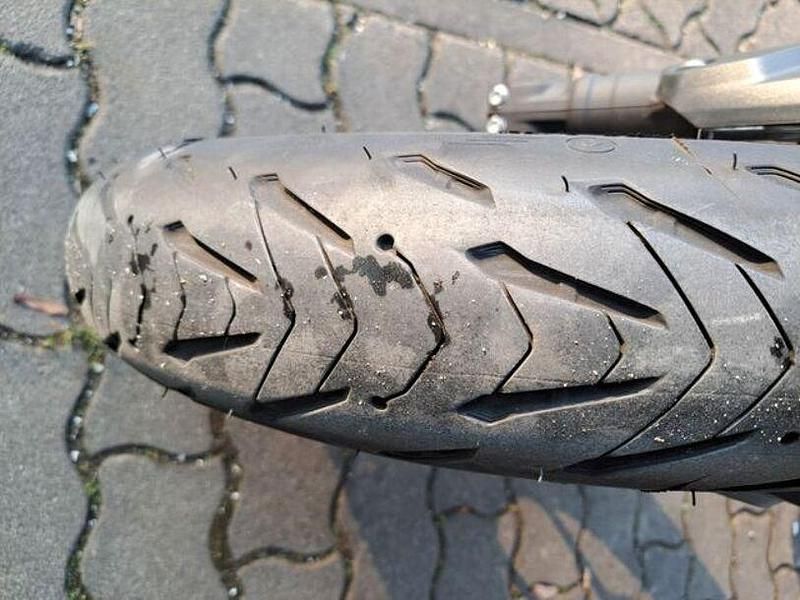 Second-hand Honda e 134 kW (183 CP) 2023 Roșu Hatchback