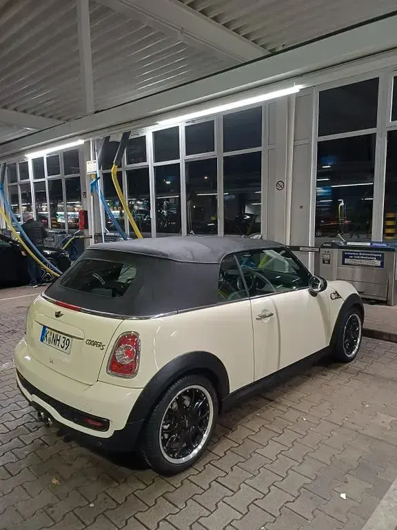 Usata Mini Cooper S Cabriolet 184 CV (135 kW) 2010 Bianco Cabrio