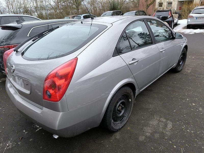 Gebraucht Nissan Primera Acenta 116 PS (85 kW) 2004 Silber Limousine