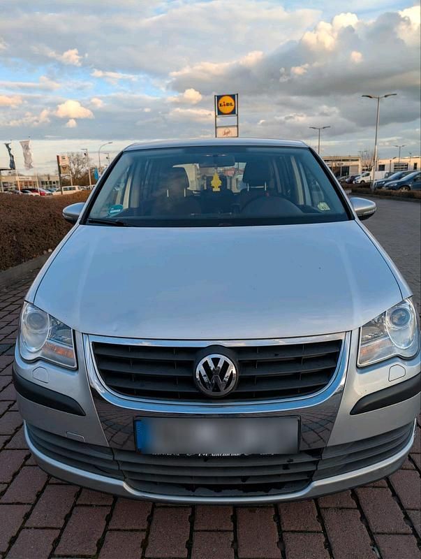 Gebraucht VW Touran 105 PS (77 kW) 2010 Silber Van / Kleinbus