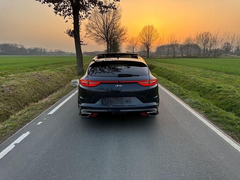 Gebraucht Kia ProCeed GT 204 PS (150 kW) 2021 Grau Kombi