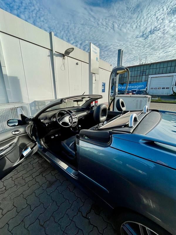 Gebraucht 2006 Peugeot 206 CC Cabrio | 1.000 € (Superpreis) - Bild 1/4