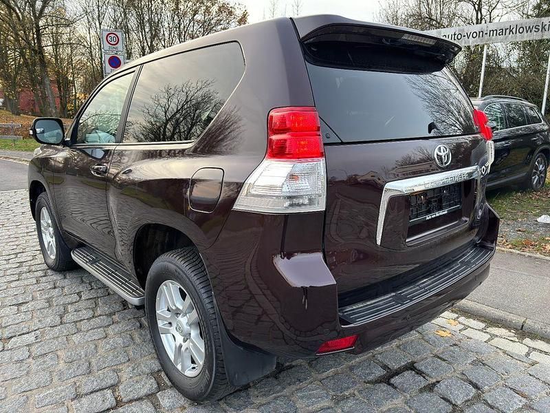 Gebraucht Toyota Land Cruiser 283 PS (208 kW) 2012 Rot SUV