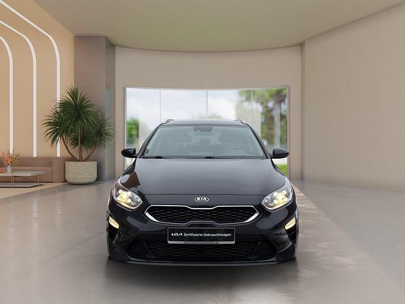 Gebraucht Kia Ceed Sportswagon Vision 141 PS (103 kW) 2020 (1k) zilinaschwarz Kombi