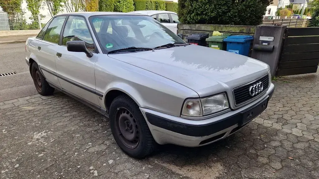 Gebraucht Audi 80 116 PS (85 kW) 1993 Silber Limousine