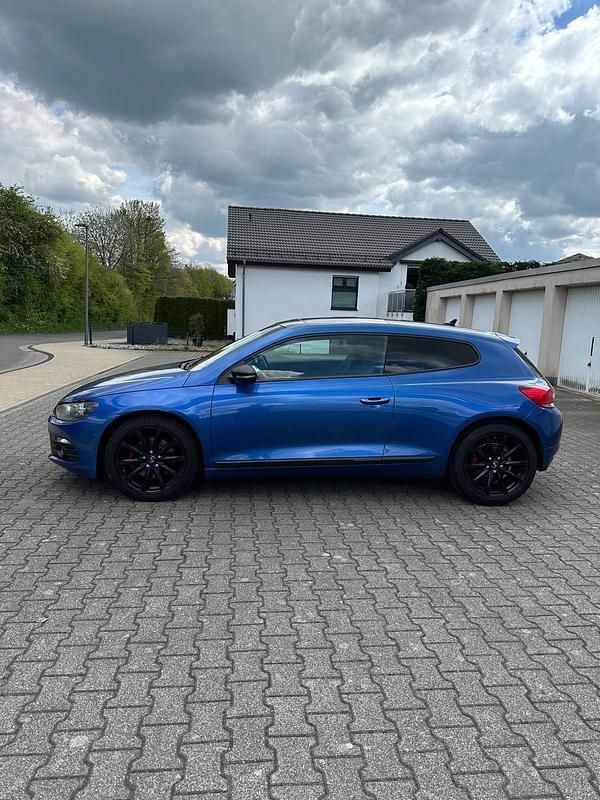 Gebraucht VW Scirocco Edition 160 PS (117 kW) 2011 Blau Coupé