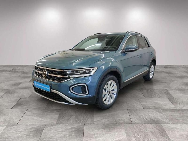 Gebraucht VW T-Roc Style 150 PS (110 kW) 2025 Petroleum blue metallic SUV