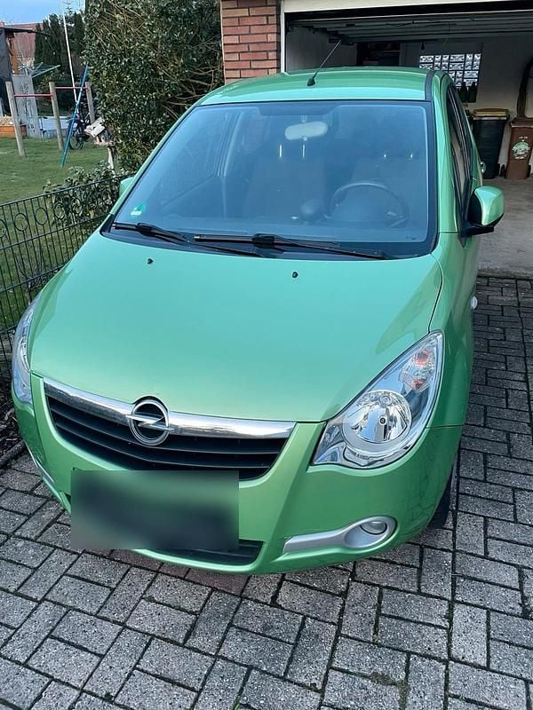 Gebraucht Opel Agila 65 PS (47 kW) 2009 Grün Kleinwagen