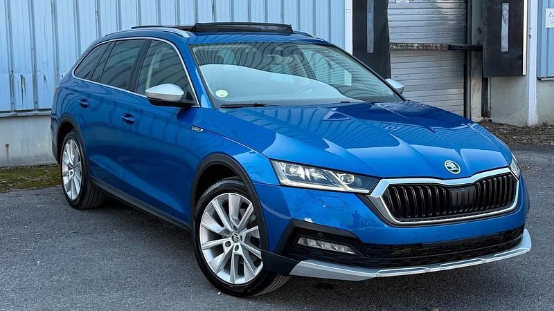 Gebraucht Skoda Octavia 200 PS (147 kW) 2022 Blau Kombi