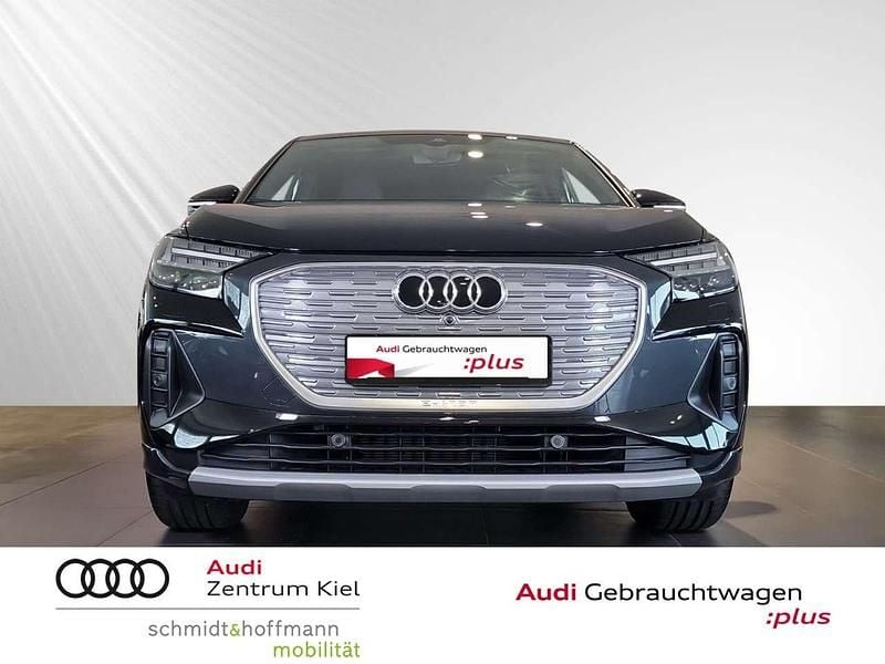 Gebraucht Audi Q4 e-tron S-Line 150 kW (204 PS) 2025 Mythosschwarz SUV