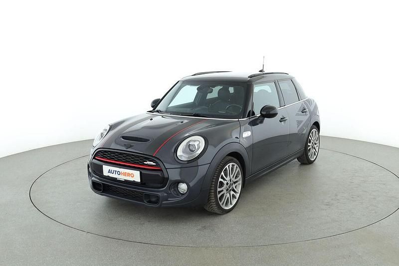 Grau Gebraucht 2016 Mini Cooper SD Kleinwagen | 15.510 € (Etwas zu teuer) - Bild 1/3