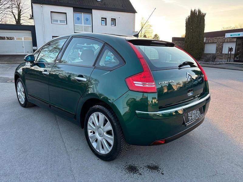 Gebraucht Citroën C4 136 PS (100 kW) 2005 Grün Limousine