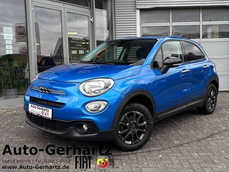 Colore esterno (italia blau) Gebraucht 2023 Fiat 500X Club SUV | 16.490 € (Teuer) - Bild 1/4