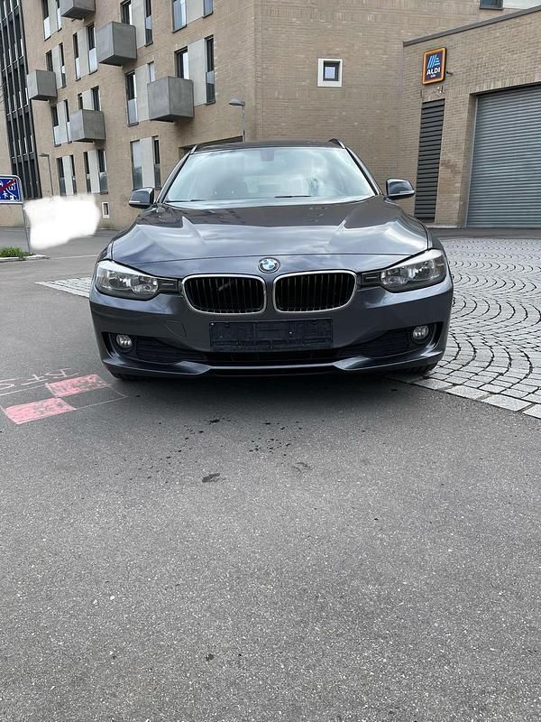 Second-hand BMW 318 143 CP (105 kW) 2014 Gri Break