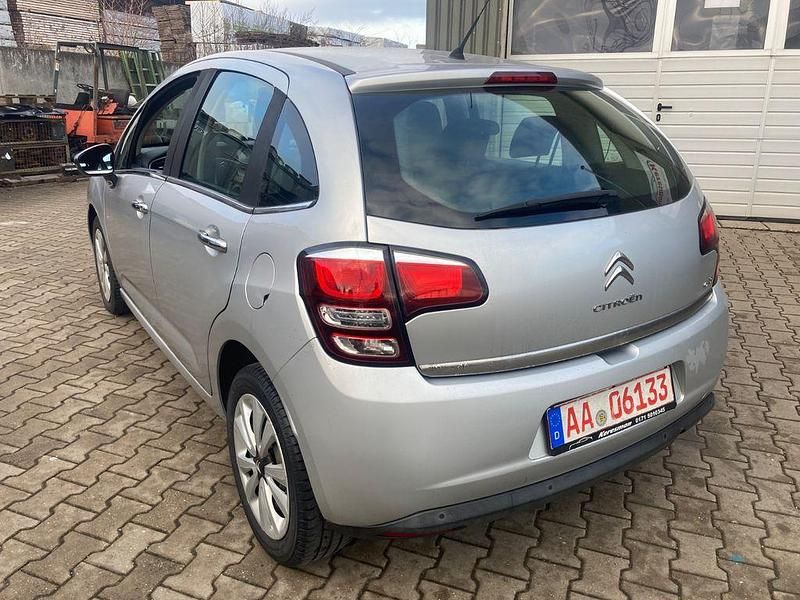Gebraucht Citroën C3 SELECTION 68 PS (50 kW) 2014 Silber Limousine