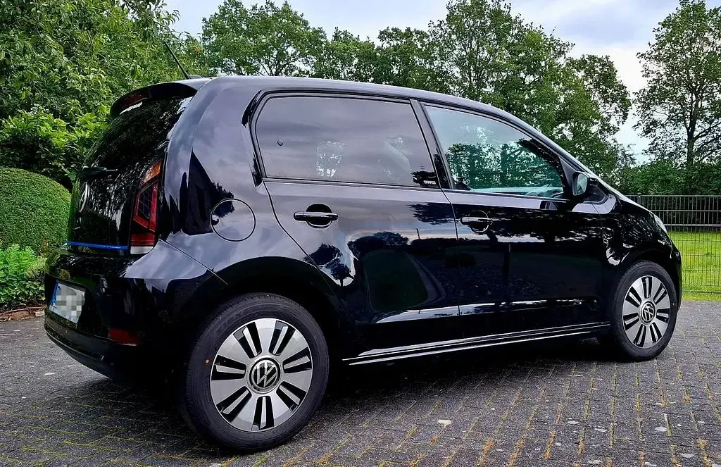 Gebraucht VW e-up! United 61 kW (83 PS) 2021 Schwarz Kleinwagen