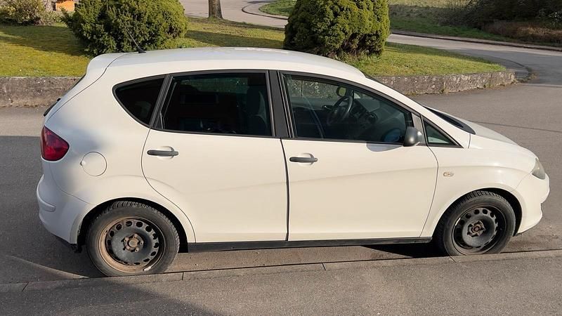 Gebraucht Seat Altea 102 PS (75 kW) 2007 Weiß Kleinwagen