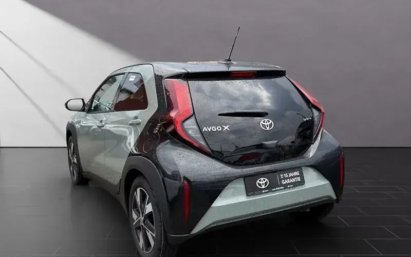 Neu Toyota Aygo X 116 PS (85 kW) 2026 2vn SUV