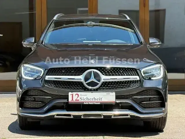 Gebraucht Mercedes GLC300e AMG 122 PS (89 kW) 2021 Andere SUV