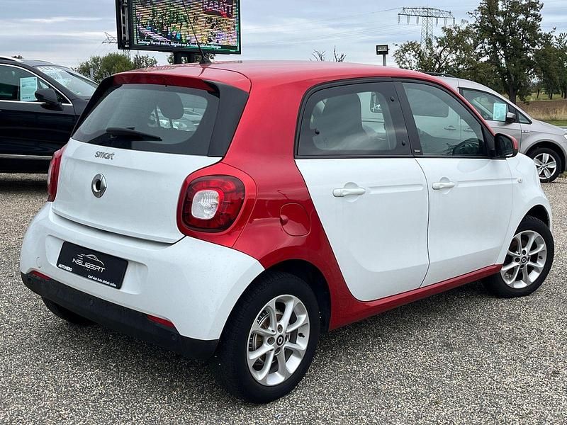 Gebraucht Smart ForFour 71 PS (52 kW) 2018 Weiß Kleinwagen