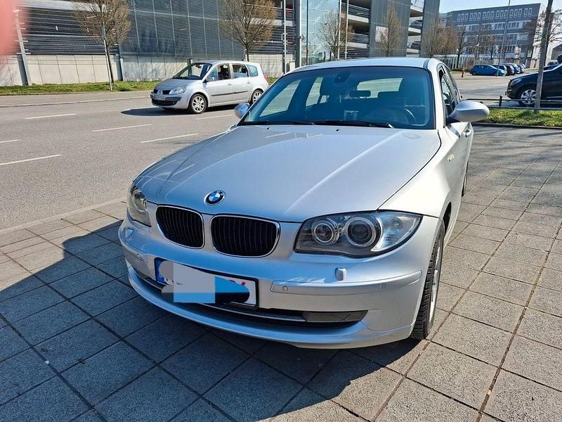Gebraucht BMW 116 Advantage 122 PS (89 kW) 2008 Silber Kleinwagen