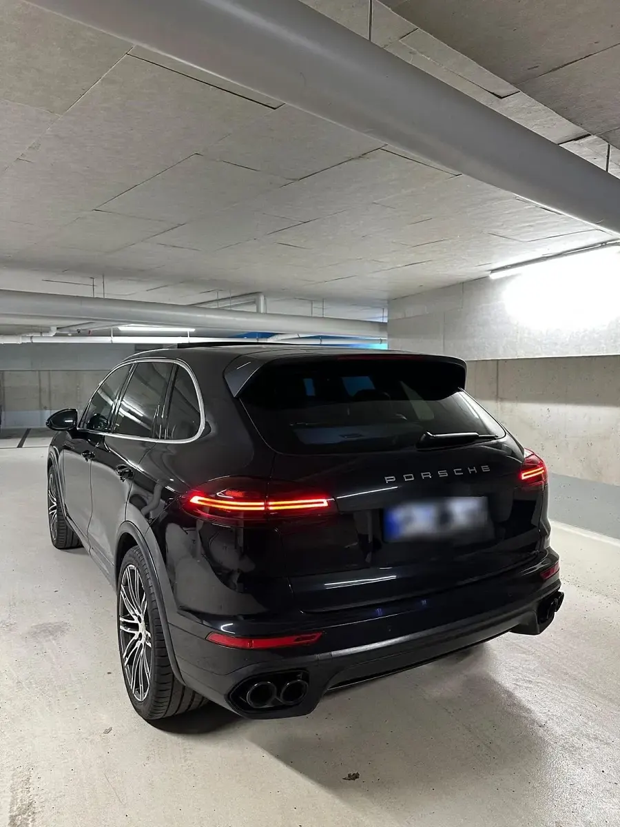 Gebraucht Porsche Cayenne S 420 PS (308 kW) 2015 Schwarz SUV