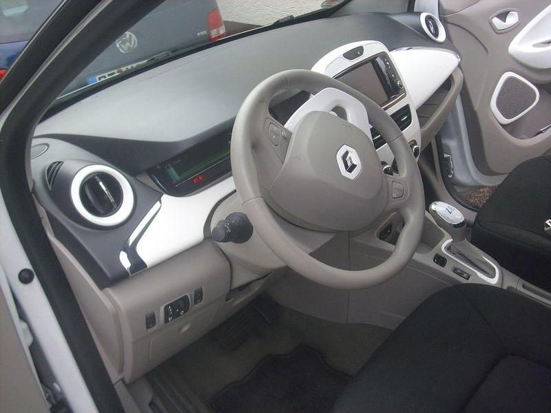 Gebraucht Renault Zoe Life 2016 Weiß Kleinwagen