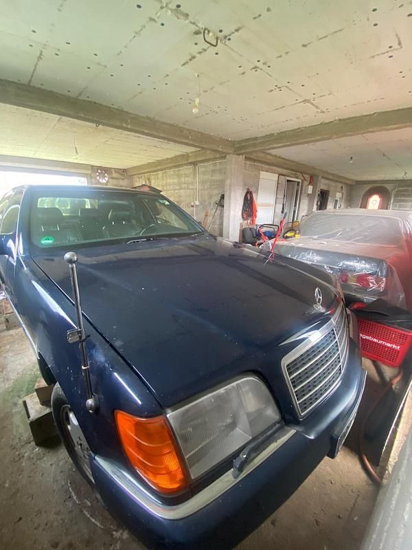 Blau Gebraucht 1991 Mercedes 600 Limousine | 18.900 € - Bild 1/4