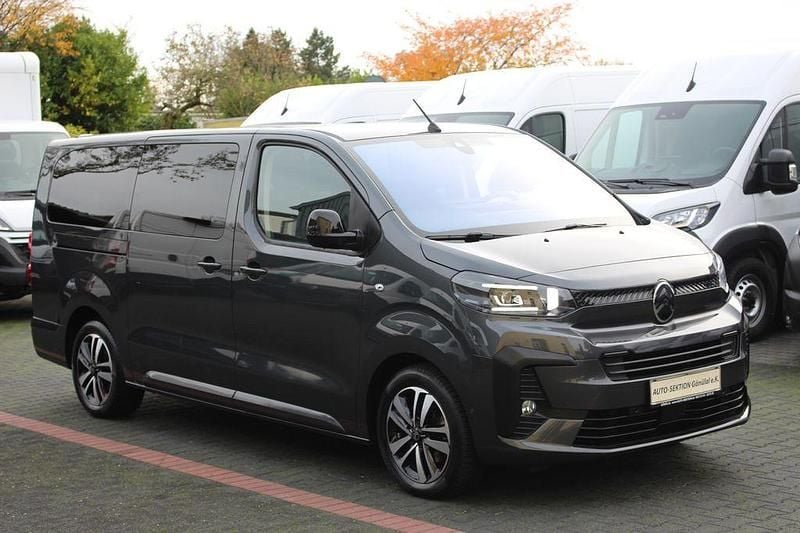 Titangrau Gebraucht 2024 Citroën Spacetourer Van | 30.938 € (Superpreis) - Bild 1/4