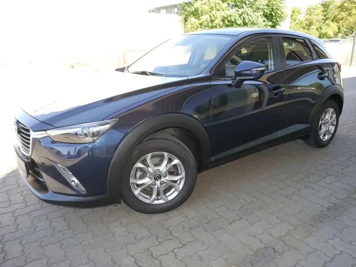 Gebraucht Mazda CX-3 Exclusive-Line 120 PS (88 kW) 2017 Mitternachtsblau metallic 42m SUV