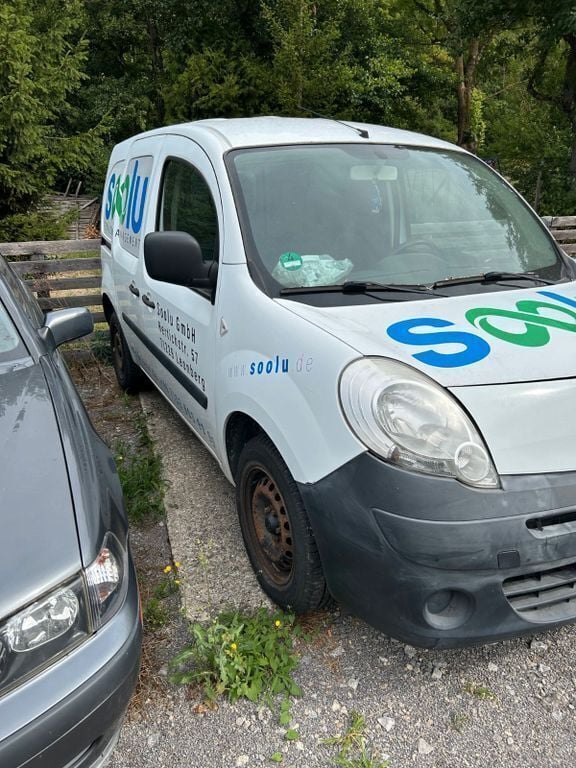 Gebraucht Renault Kangoo Authentique 75 PS (55 kW) 2012 Weiß Van / Kleinbus